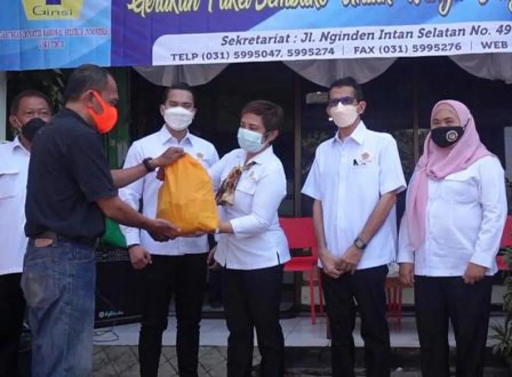 Ginsi Jatim Bagikan 200 Paket Sembako