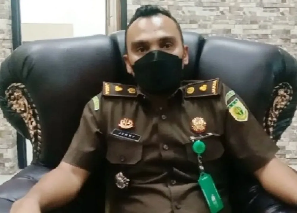 Buru Mafia Tanah, Kejari Pasuruan Sebar WhatsApp