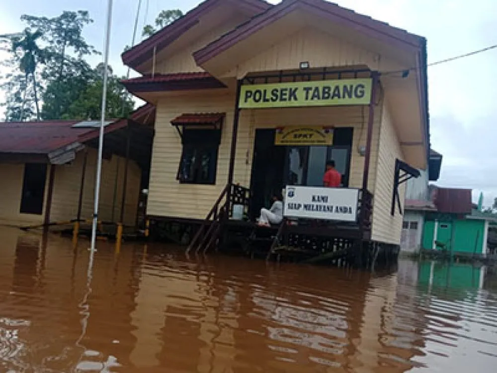 Banjir 2 Meter Rendam Ribuan Rumah di 12 Desa