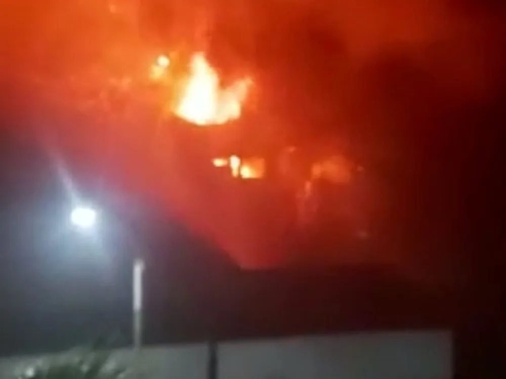 Terjadi Dua Kali Ledakan, Puskesmas Tanah Kali Kedinding Kebakaran