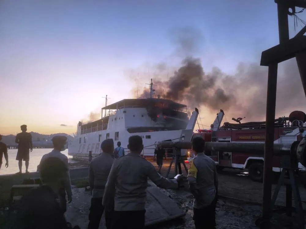 Kebakaran KMP Nusa Penida Makan Korban Jiwa