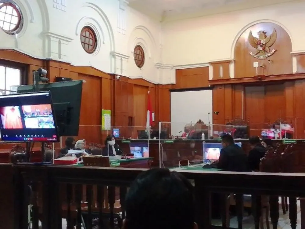 Menyoal Integritas Hakim di Sidang Indro Prajitno