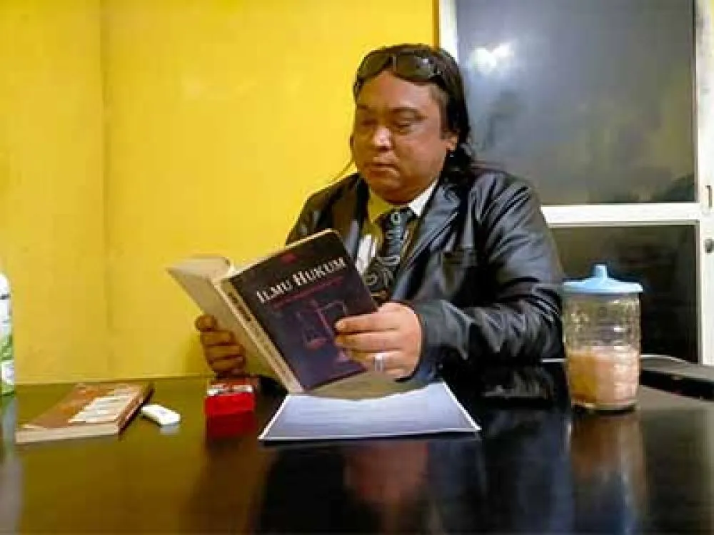 Kades Rambipuji Diduga Intimidasi Keluarga Korban Penganiayaan di Jember