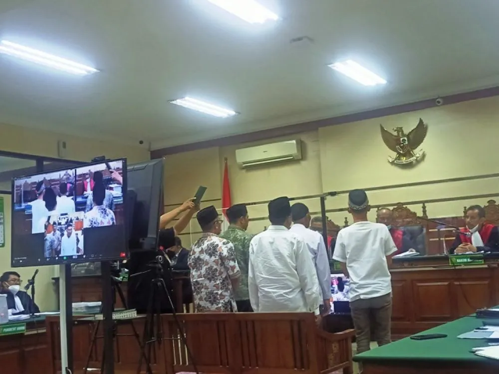 Diputus 2 Tahun, Pejabat DPUPKP Ponorogo Banding