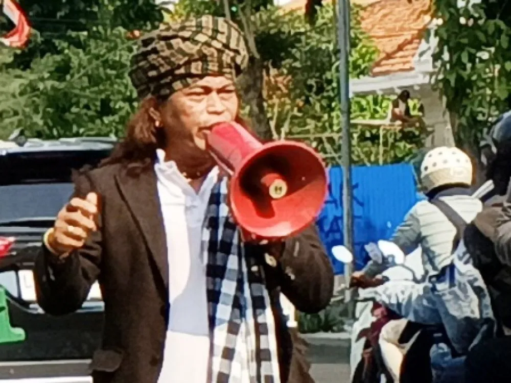 Bupati Sidoarjo Tersangka KPK, Pj Gubernur Jatim Adhy Karyono Kapan?