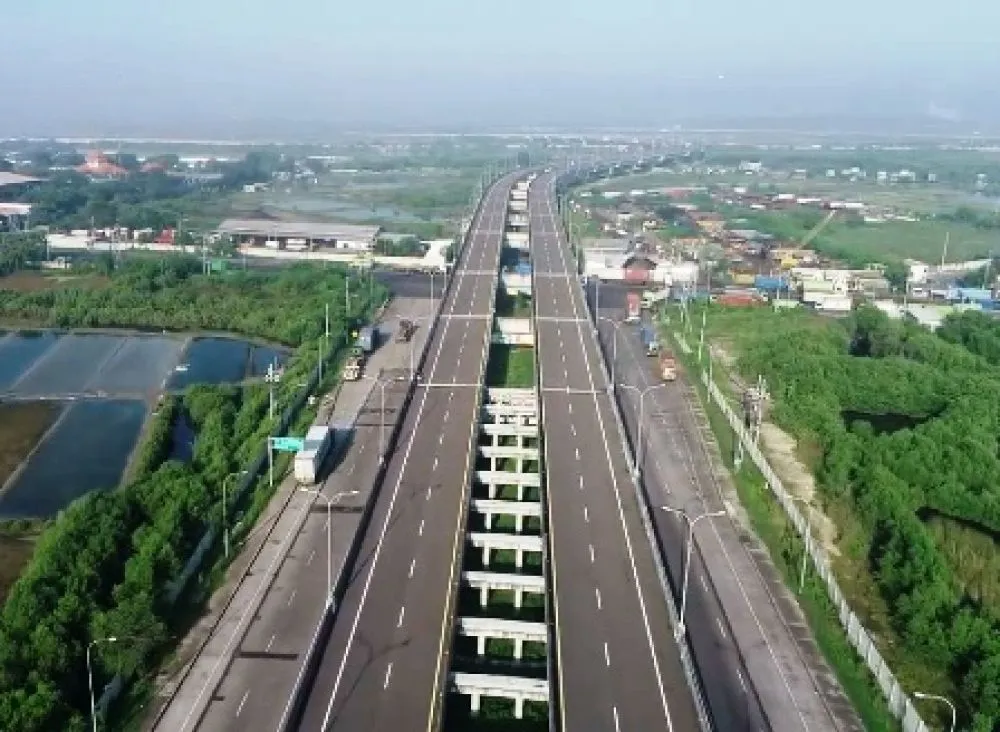 PT Pelindo dan Pemkot Surabaya Bahas Pengoperasian Fly Over Terminal Teluk Lamong
