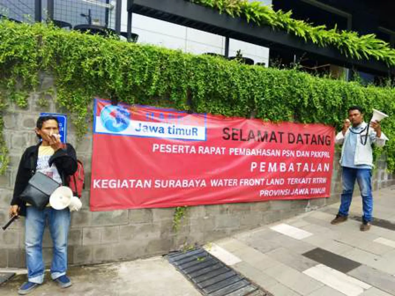Kelompok Penolak Reklamasi SWL Datangi Rapat KKP di Surabaya