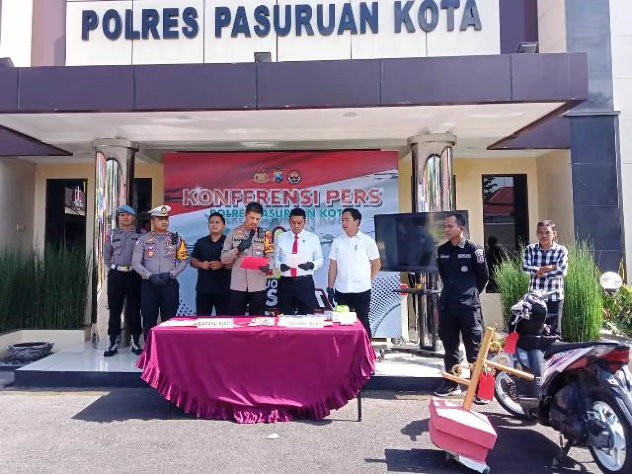 Sempat Viral Bocah Naik Motor Dianiaya, Terkuak Ternyata Korban Menabrak Tiang