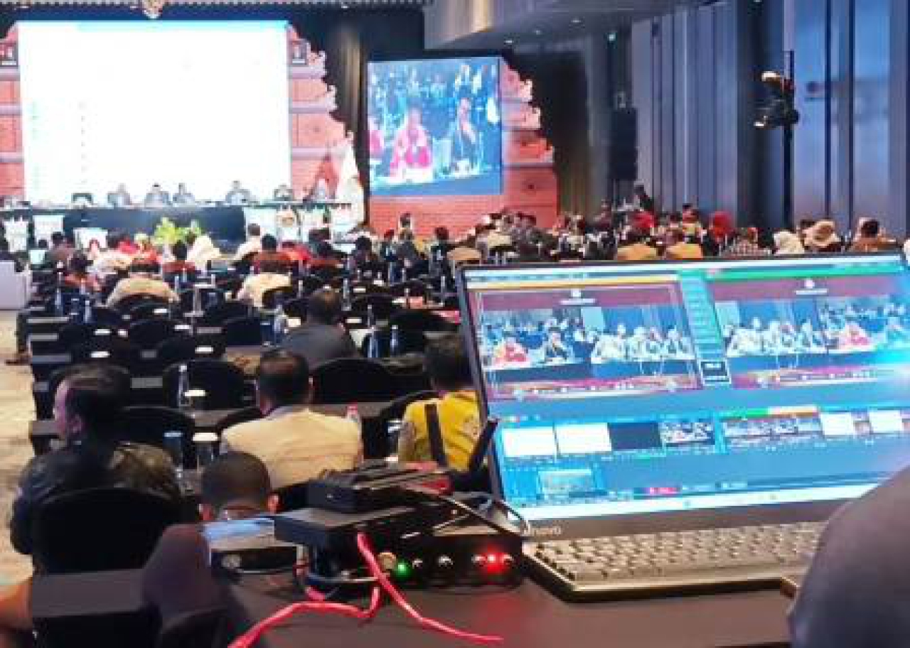 Hitungan Khofifah-Emil Pilgub Jatim 2024 Raih Suara Terbanyak