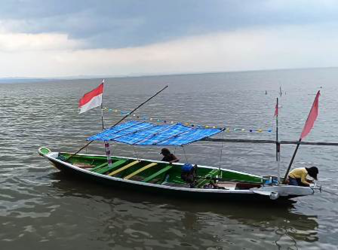 Nelayan Kenjeran Tak Berani Melaut Akibat Cuaca Buruk