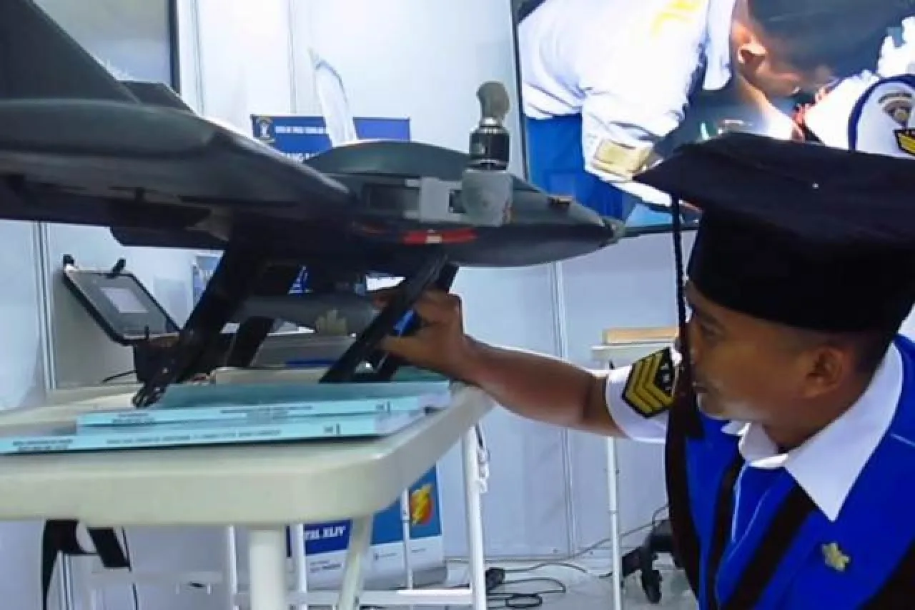 Mahasiswa STTAL Kembangkan Drone Tempur Canggih