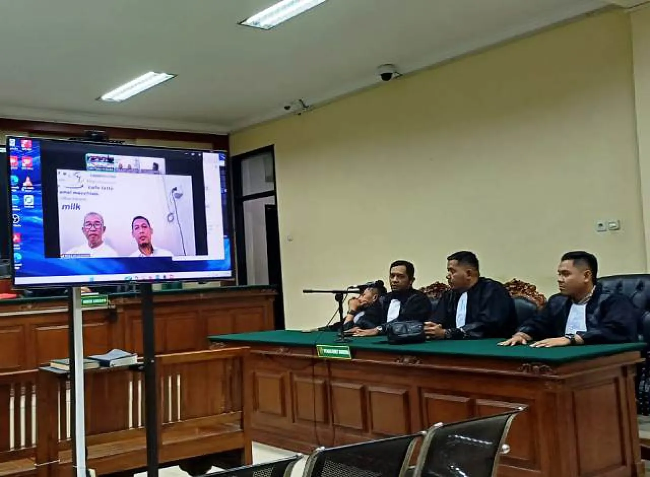 Terdakwa Korupsi RPH Lamongan Dituntut Berbeda