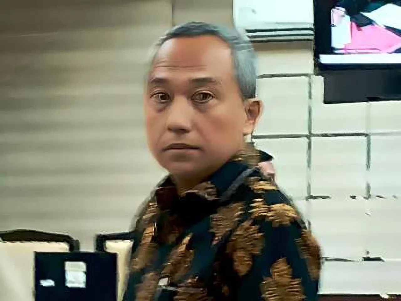 PNS Ngawi Azis Romeli Kembalikan Uang ke Kejaksaan Rp250 Juta