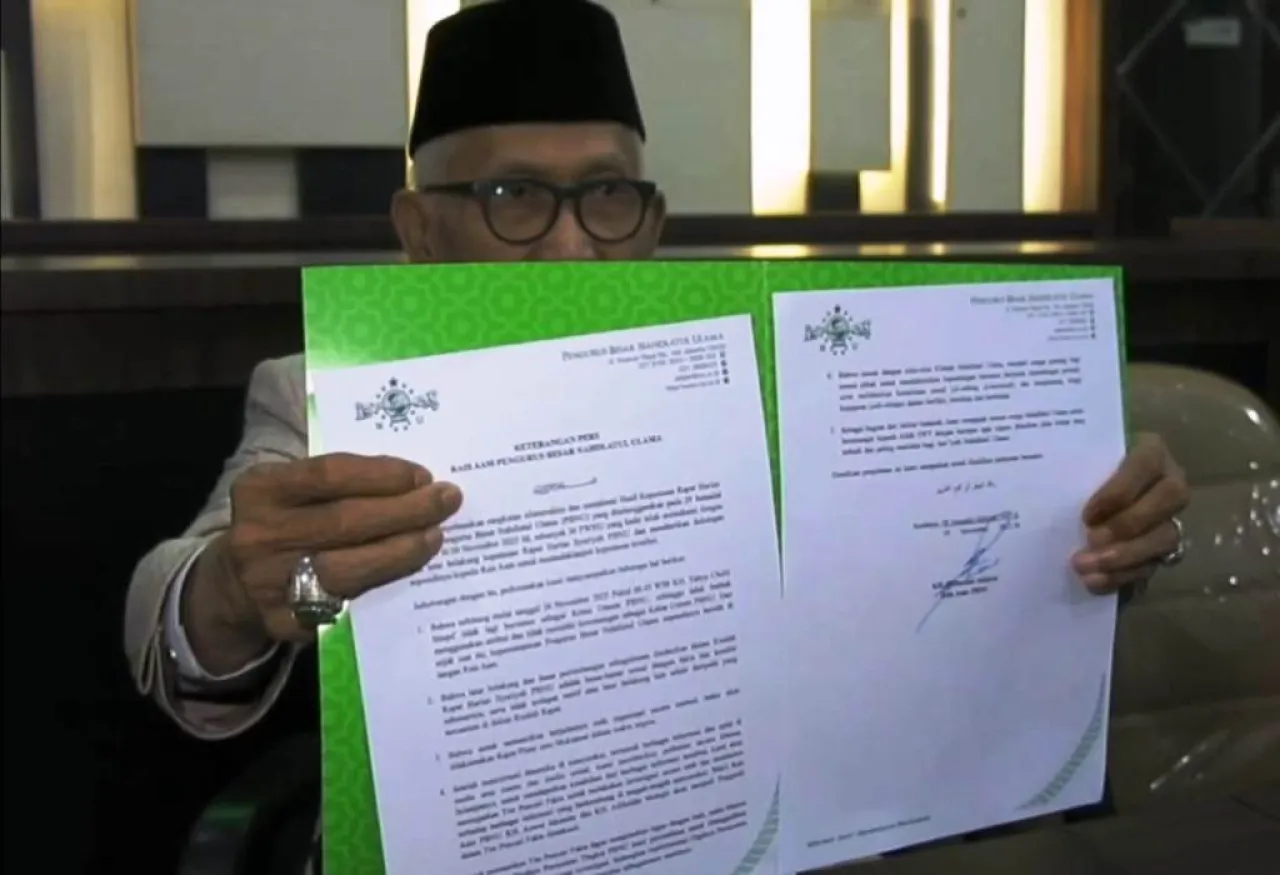 Gus Yahya Tak Lagi Ketum PBNU, Rais Aam Ambil Alih Organisasi
