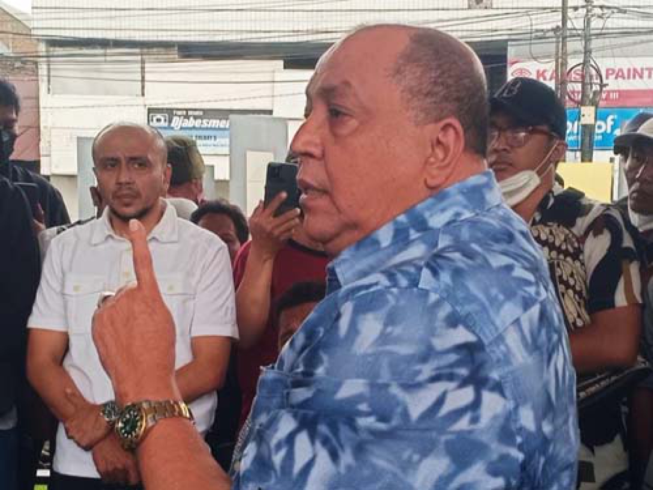 Salim Bahmid Curhat di Hadapan Pak Camat, Kapolsek dan Warga