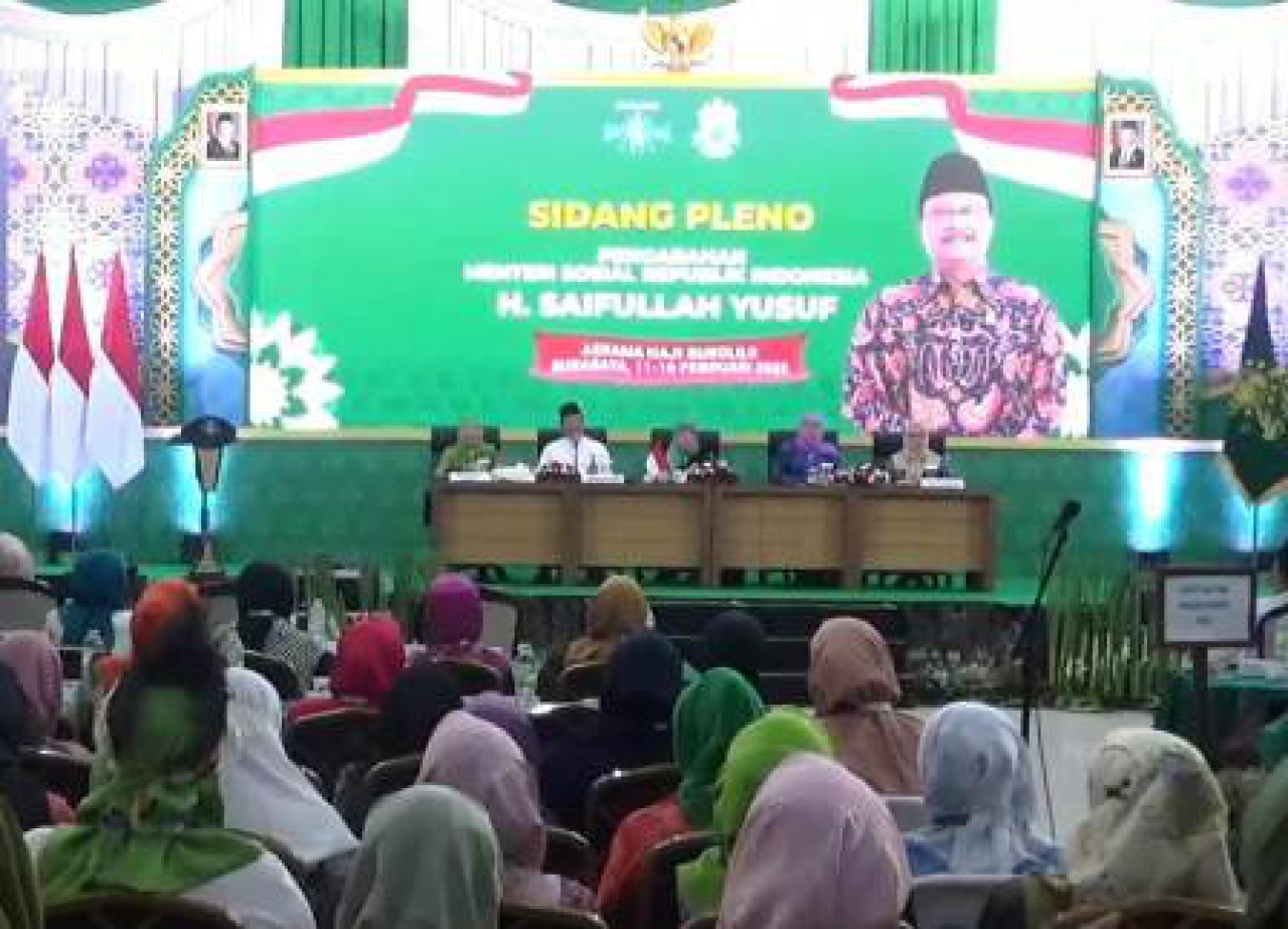 Gus Ipul saat acara Kongres XVIII Muslimat NU di Surabaya.