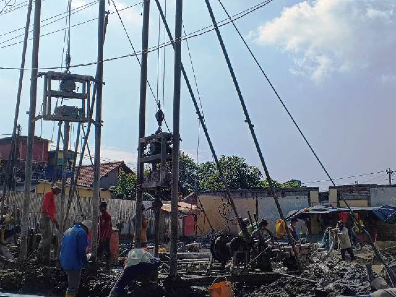 Pembangunan gedung baru PT Biru Semesta Abadi.