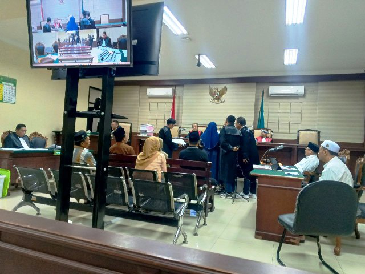Saksi Beli Mebel ke Toko Terdakwa Wabup Bondowoso Tapi Dapat Kwitansi Milik UD Baitul Muslimin