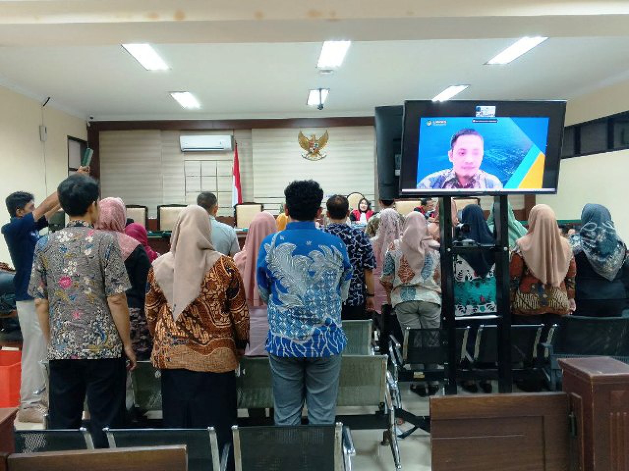 21 saksi dari Puskesmas Pemkab Mojokerto saat disumpah.