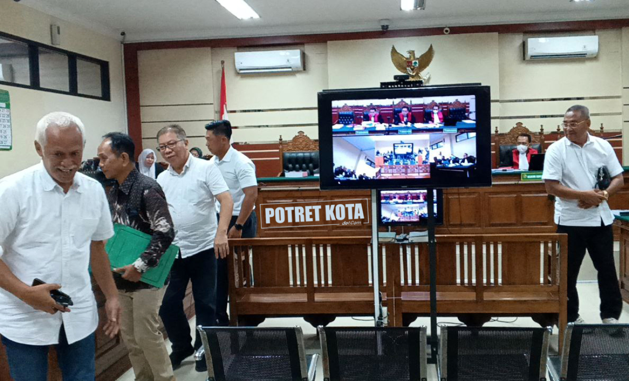 Hakim Tipikor Heran Perkara Ganjar Pemkot Surabaya Bisa Naik