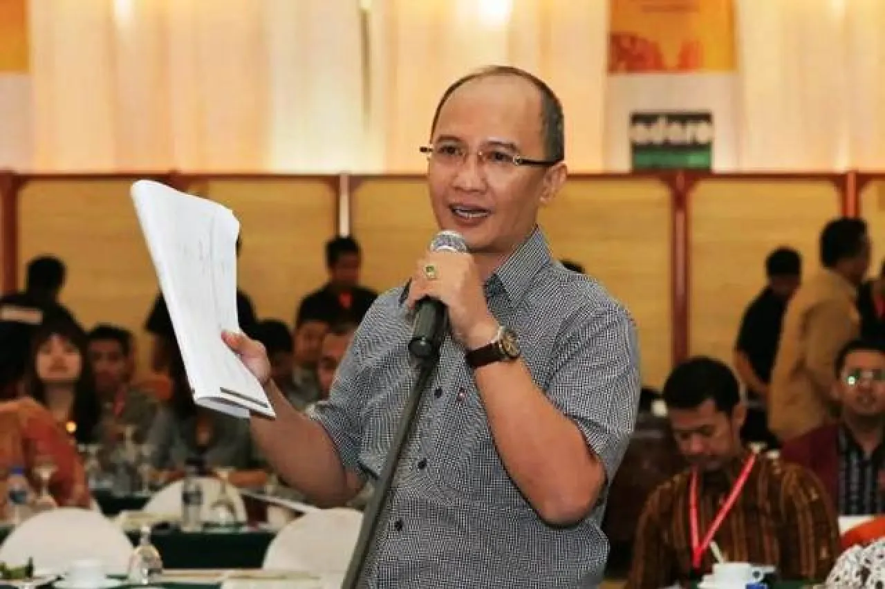 Negara di Meja Judi: Ketika Uang, Utang, dan Kekuasaan Bertemu