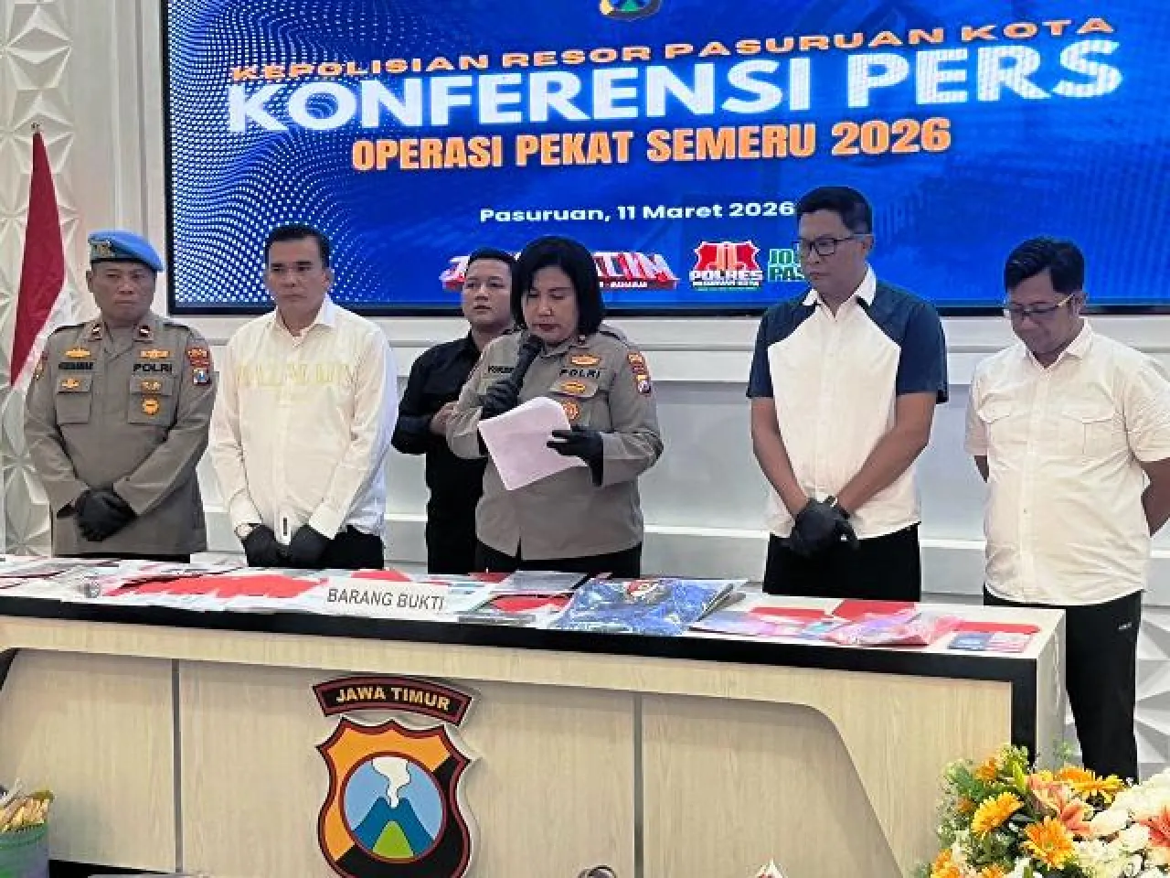 Kompol Yokbeth Wally, S.I.K. saat jumpa pers.