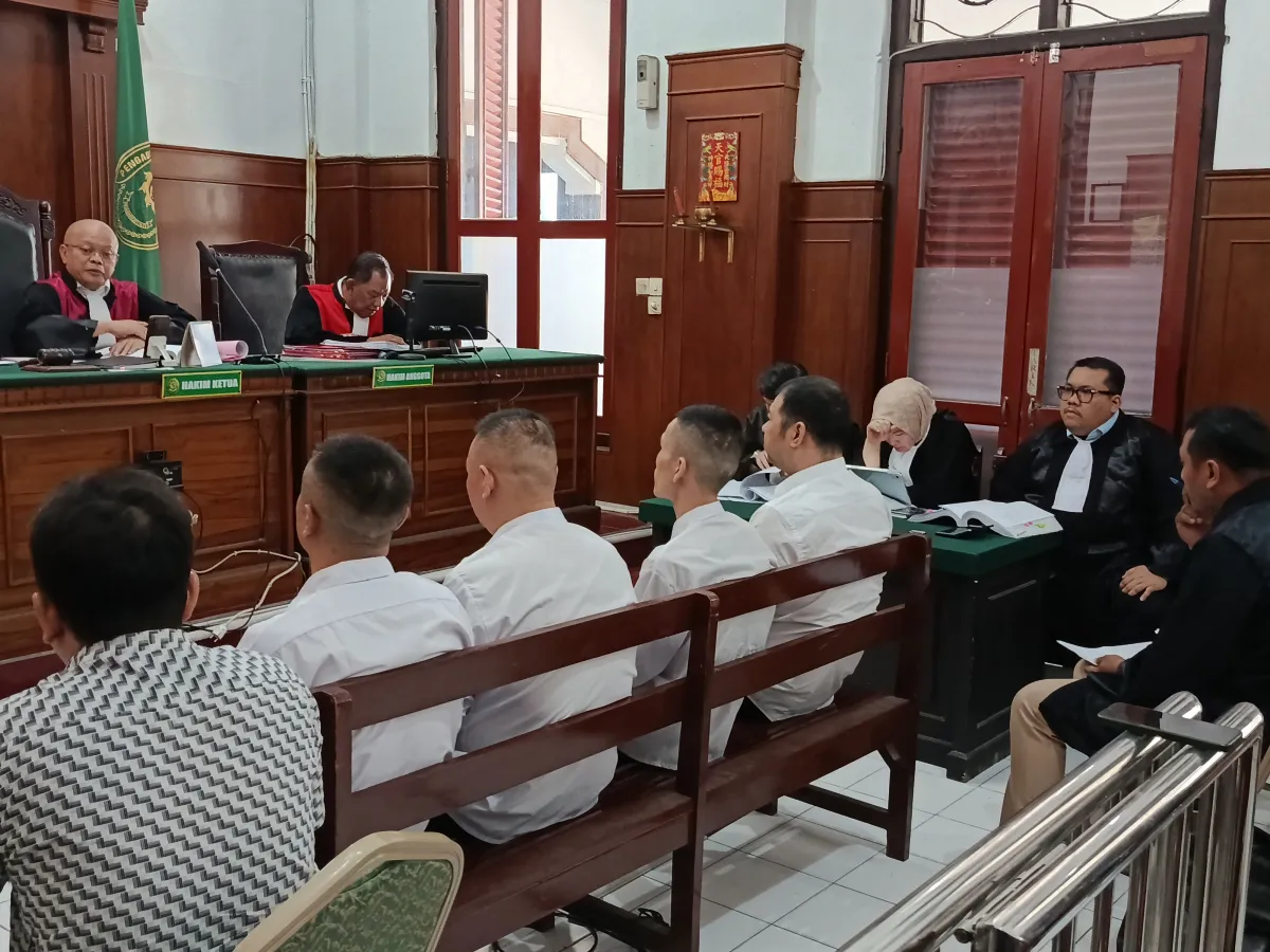 Jaksa Ungkap Seragam Polisi Dipakai untuk Scamming, Kuasa Hukum Nilai Dakwaan TPPO Lemah