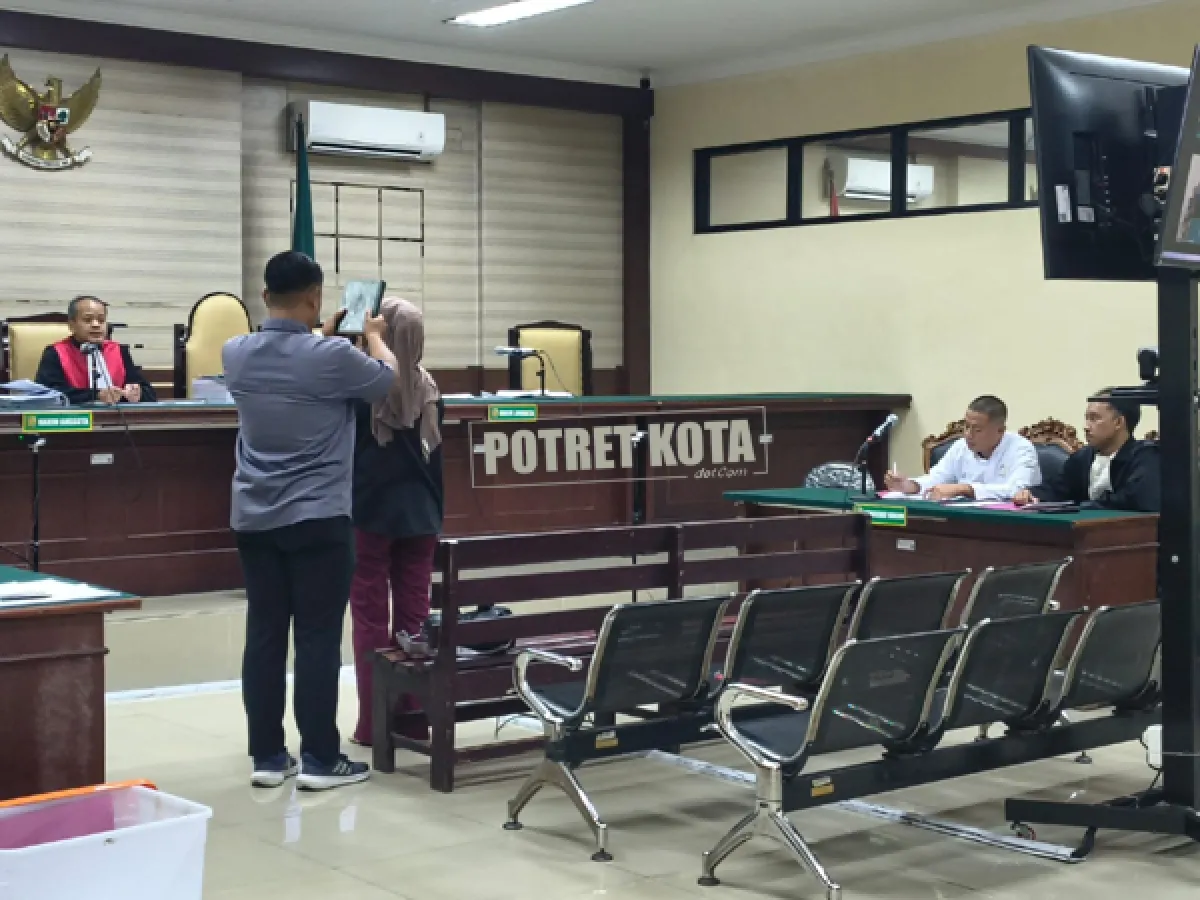 Istri Terdakwa Andik Puji Sumarton Ungkap Perselisihan Rumah Tangga
