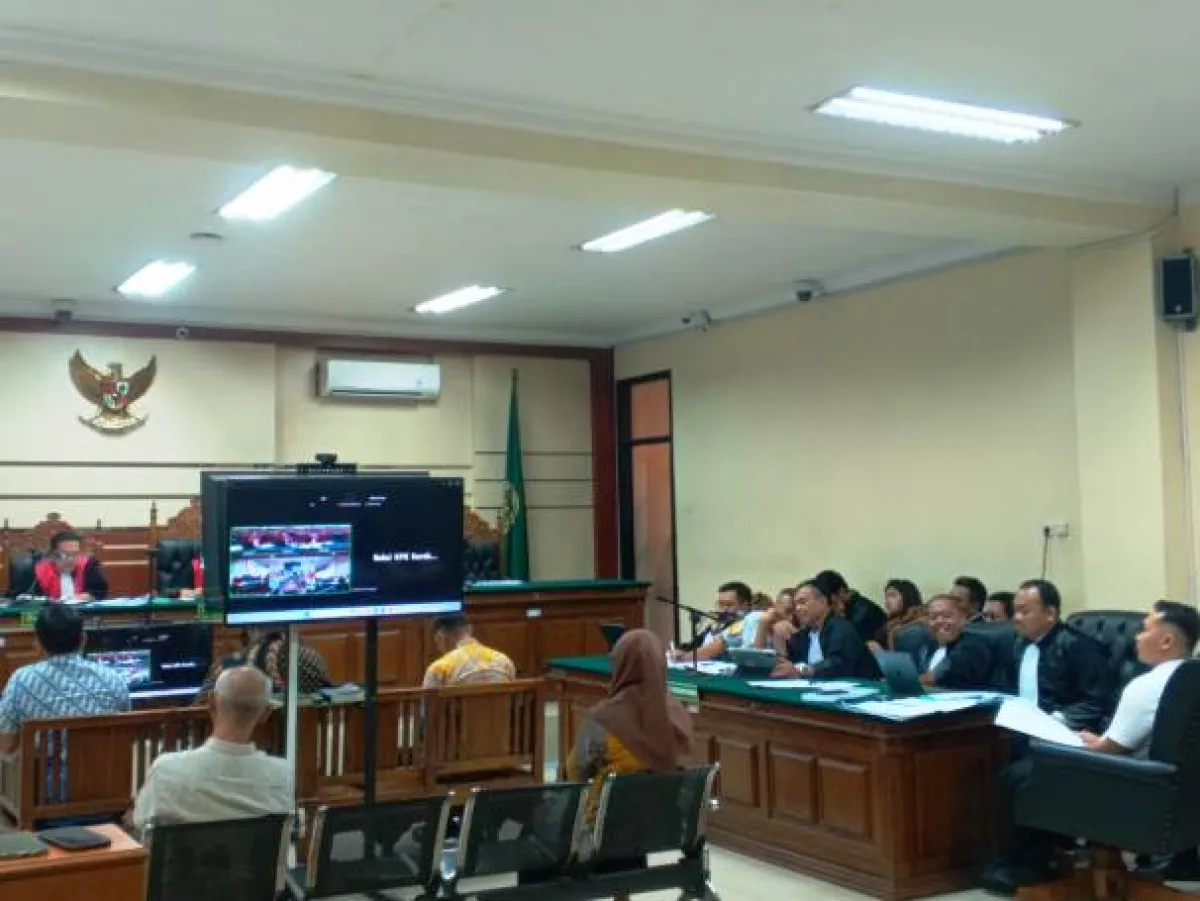 KPK Periksa Pejabat Tulungagung Kasus Bupati Gatut Sunu Wibowo