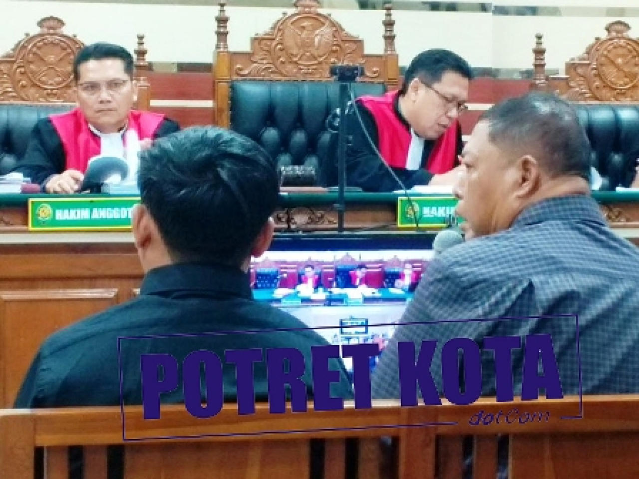 Ganjar Pemkot Surabaya Titipkan Uang Rp3,6 Miliar ke Teman PNS