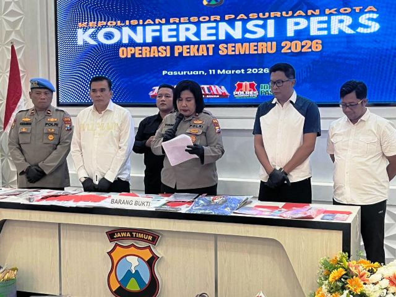 Kompol Yokbeth Wally, S.I.K. saat jumpa pers.