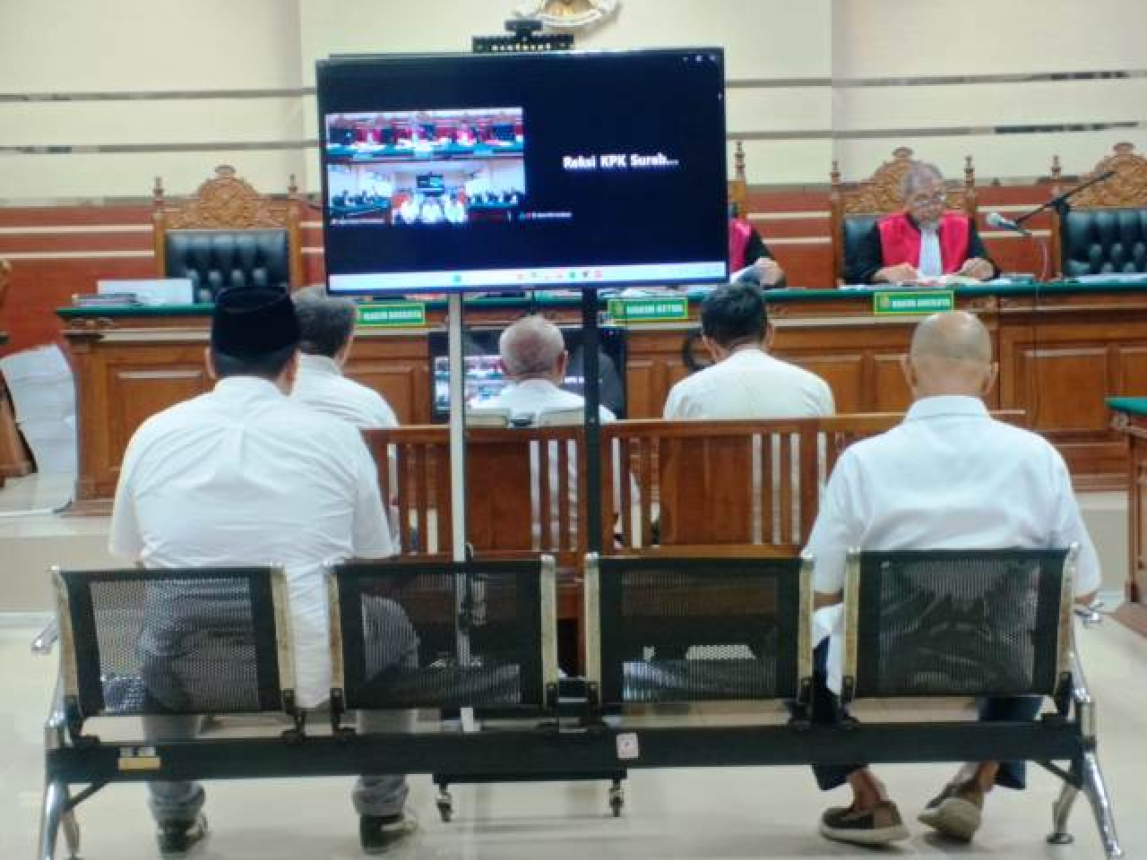 5 Pengusaha Pemberi Suap Bupati Situbondo Dijatuhi Hukuman Penjara