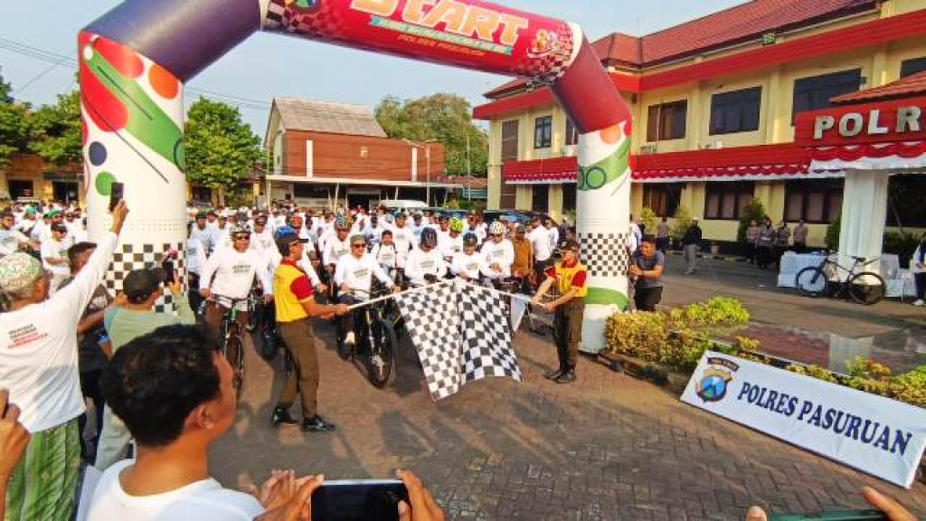 Kapolres Pasuruan Gowes Bersama Ulama dan Masyarakat