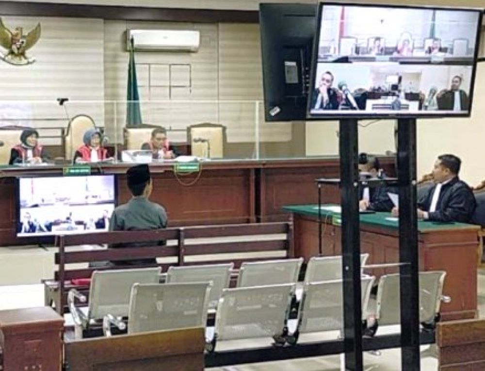 Eksepsi Terdakwa Bambang Soedjatmiko