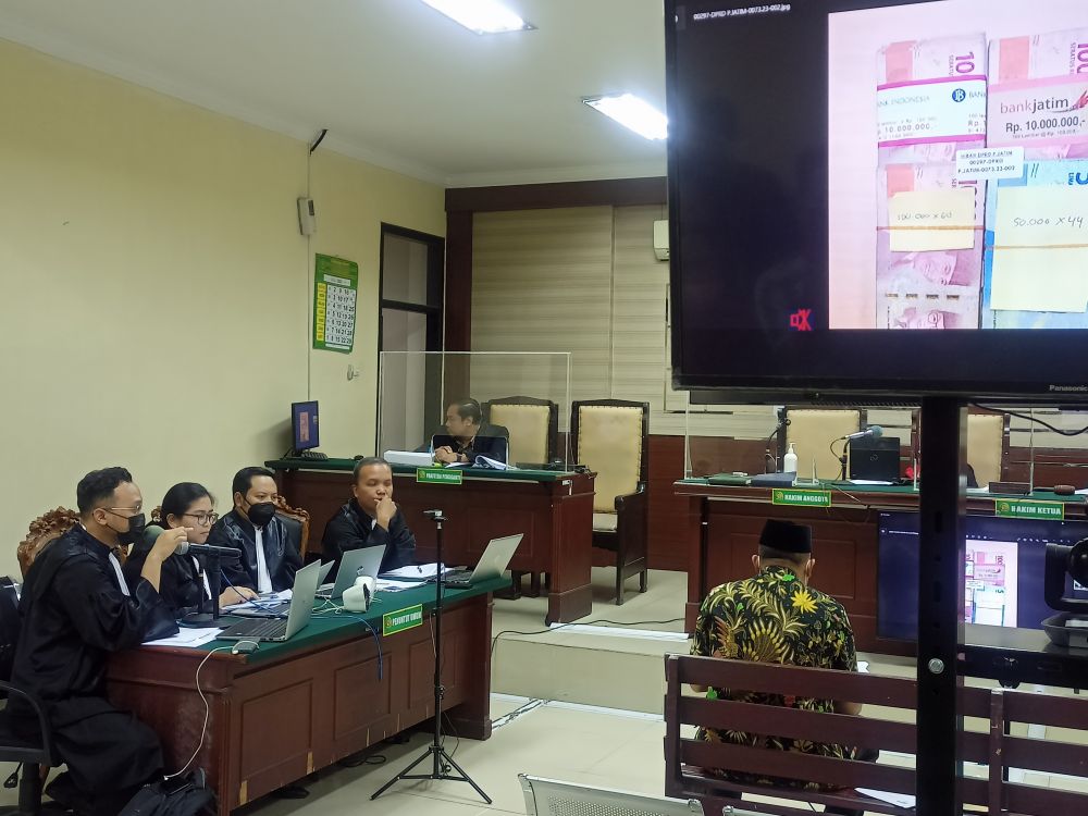 Agung Mulyono saat sidang