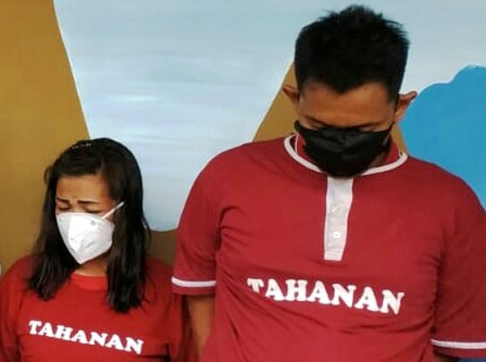 Siti Rohaya dan Doni Mukti 