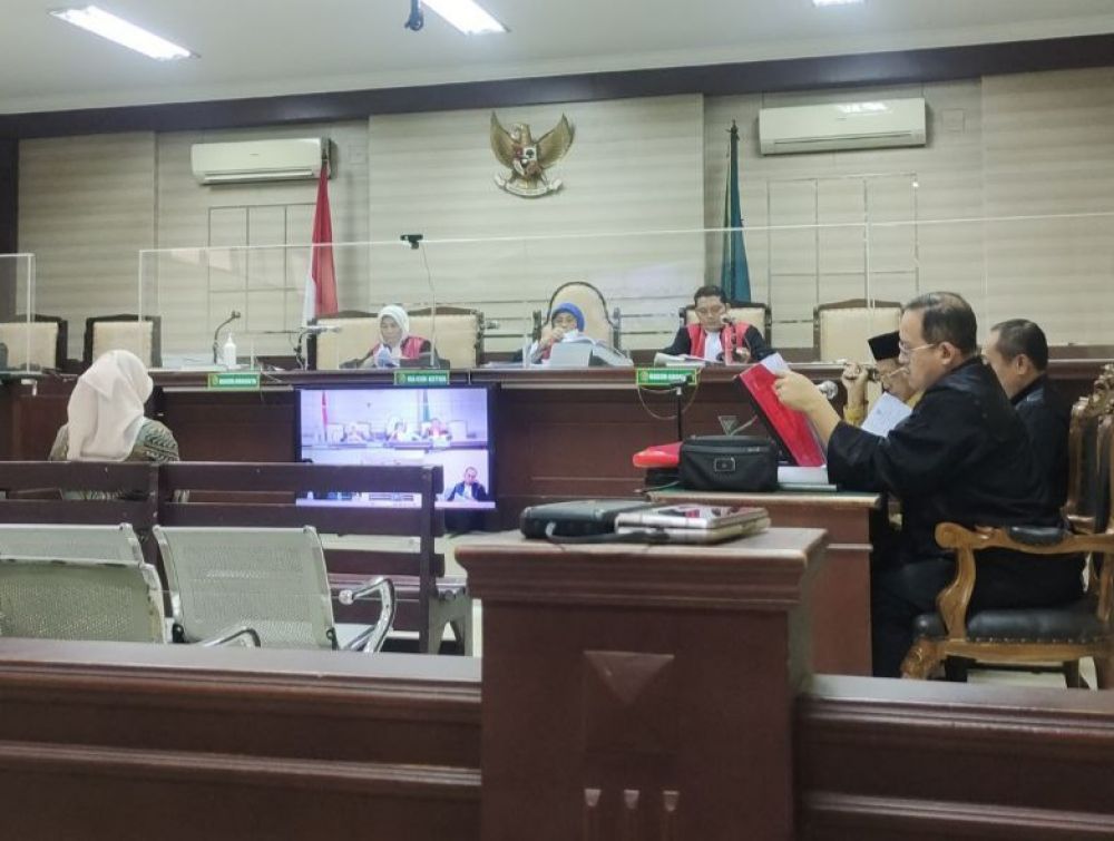 Saksi Retno Wulandari di PN Tipikor Surabaya 