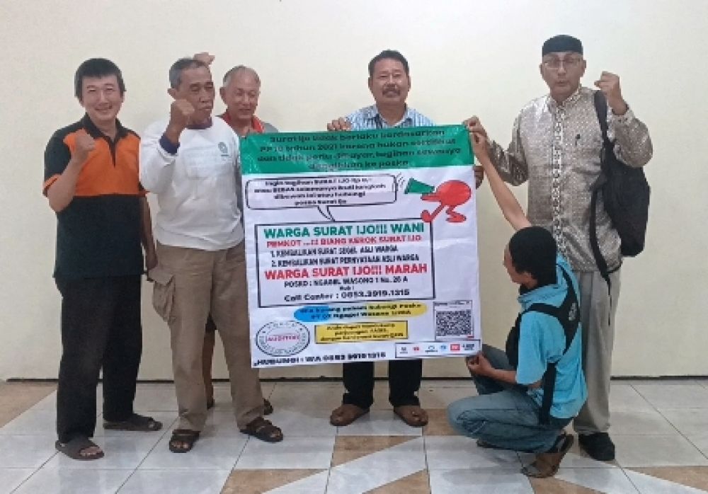 Saleh saat menyerukan kotak kosong Pilwali Surabaya 2024.