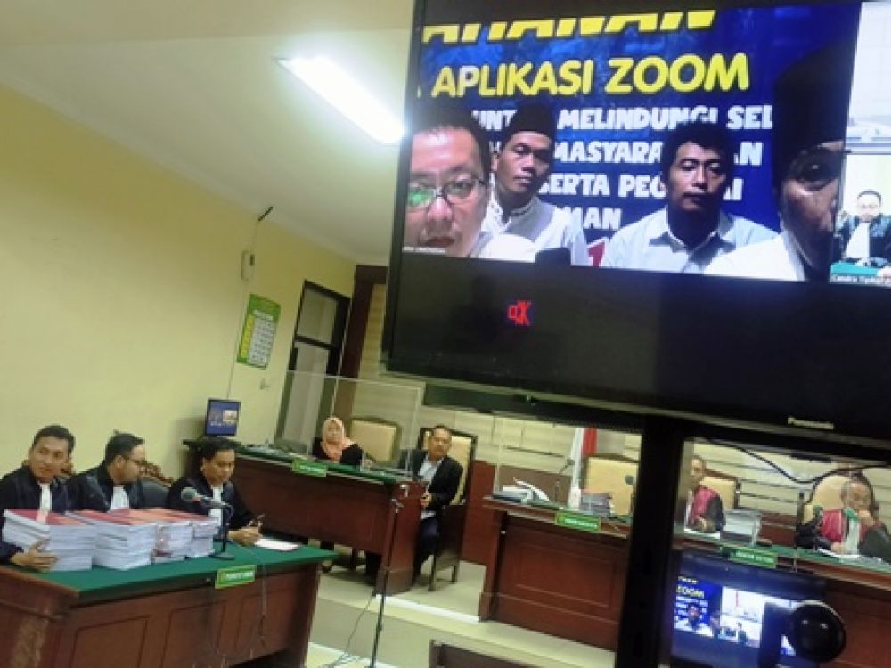 agenda tuntutan korupsi lampu Lamongan
