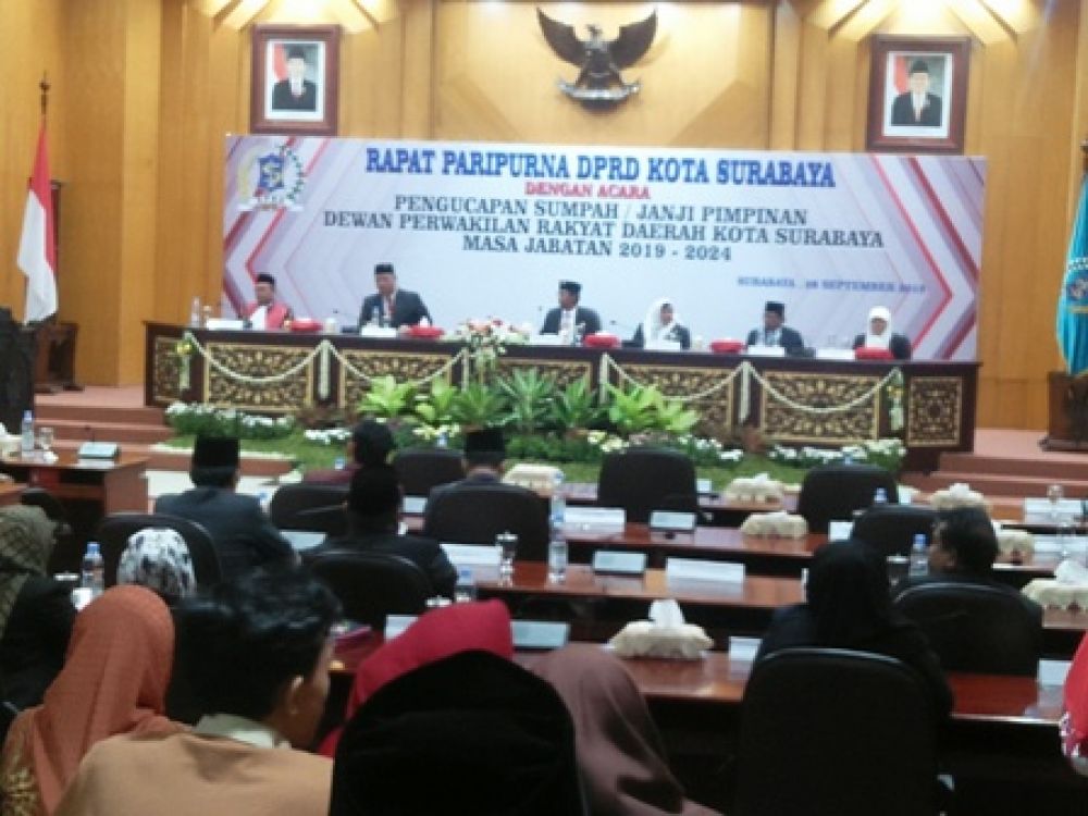 Wali Kota tak Hadiri Sumpah Ketua DPRD Surabaya