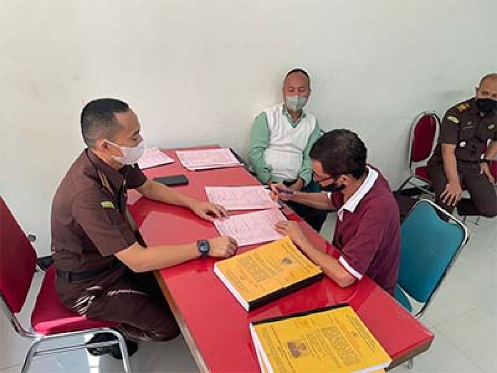 Bandar 17 Ribu Butir Esktasi Diserahkan Kejaksaan