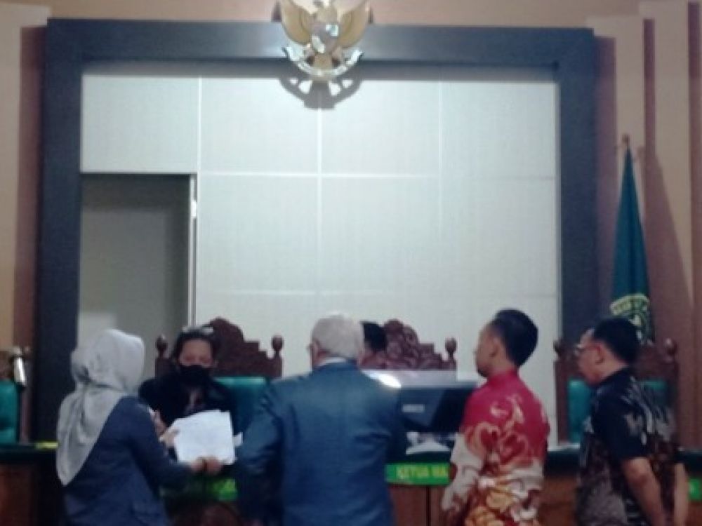 Ahli Prof. Dr. Sadjijono, SH., M.Hum di Sidang Praperadilan Toni Hartanto