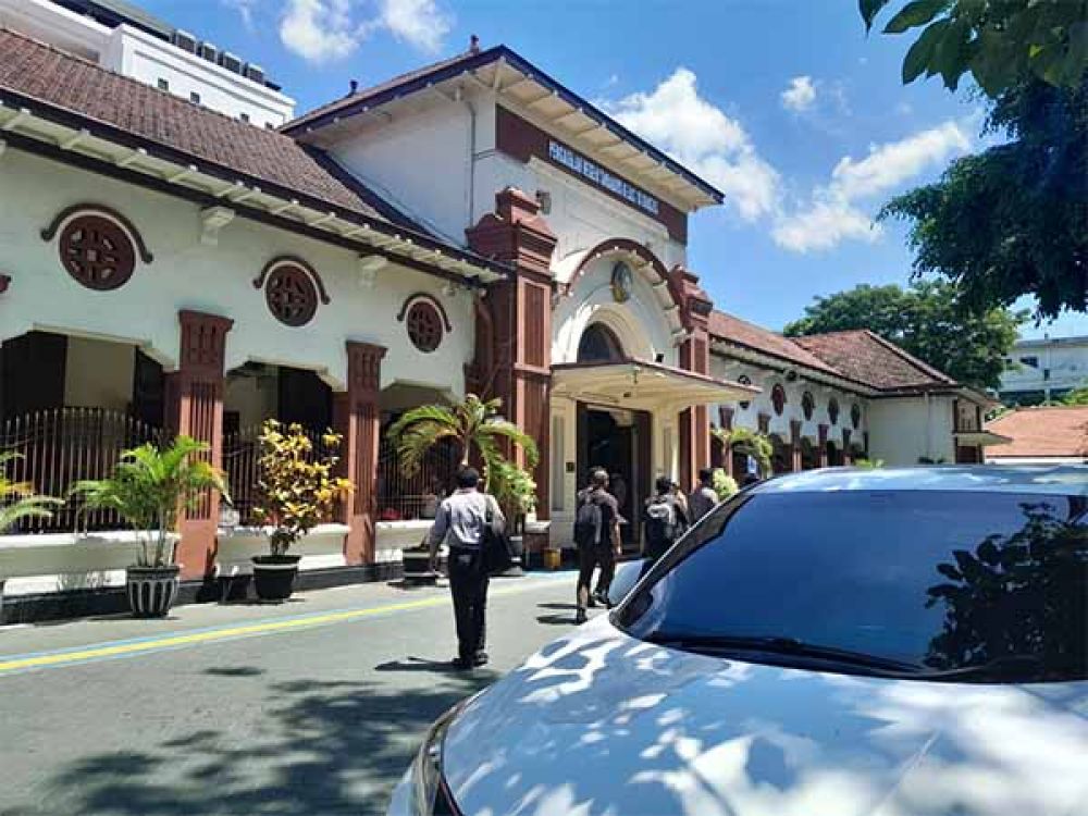 Pengadilan Negeri Surabaya, Senin, (12/09/2022).