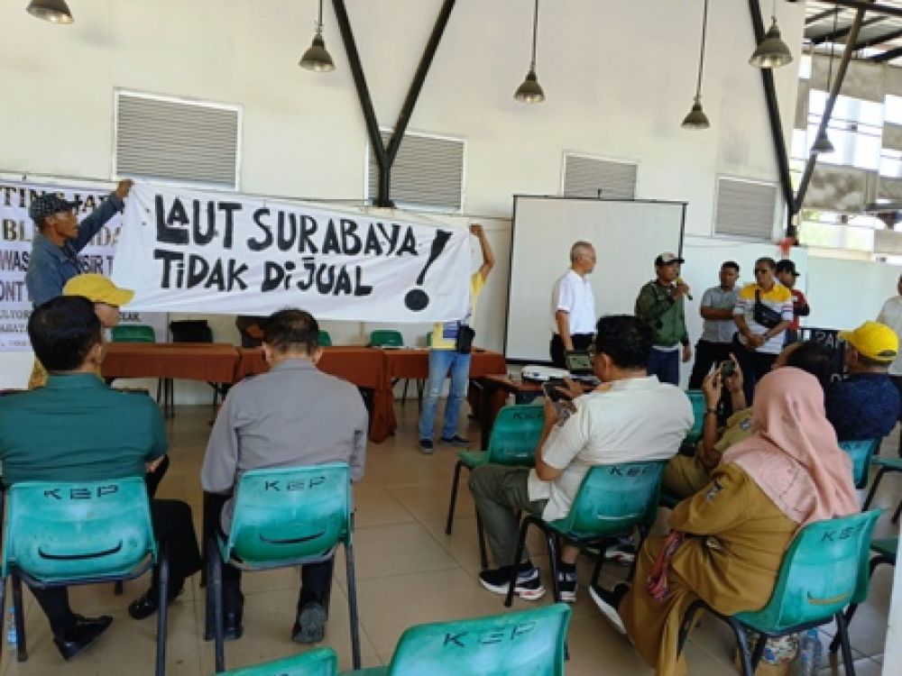 Warga Keputih tolak reklamasi SWL.
