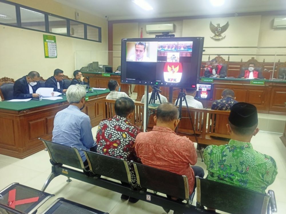 saksi di PN Tipikor Surabaya