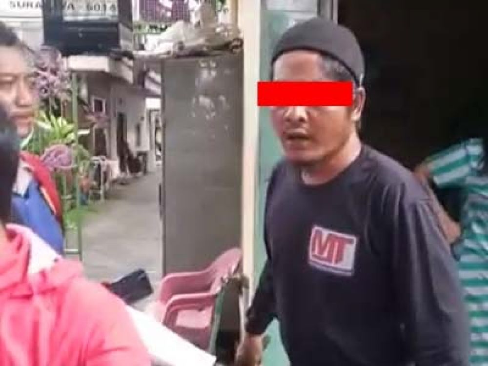 Taufik, tukang dinamo mengamuk ke tuan rumah.
