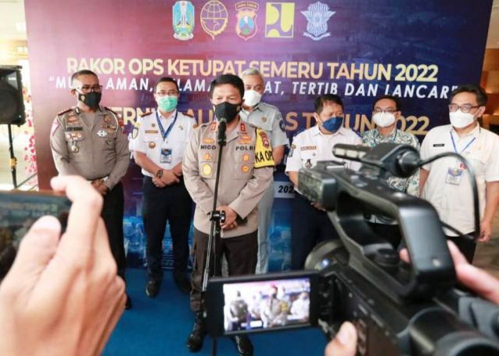 Irjen Nico saat jumpa pers