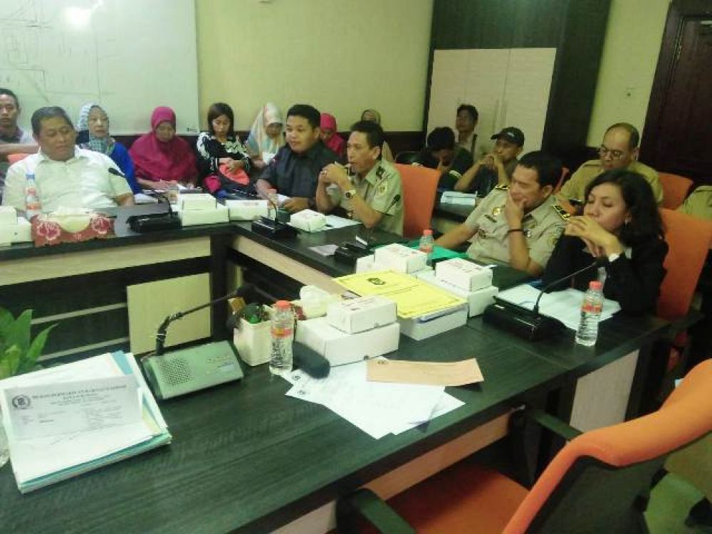 Warga Kerembangan Bakti Menyoal Surat Tanah