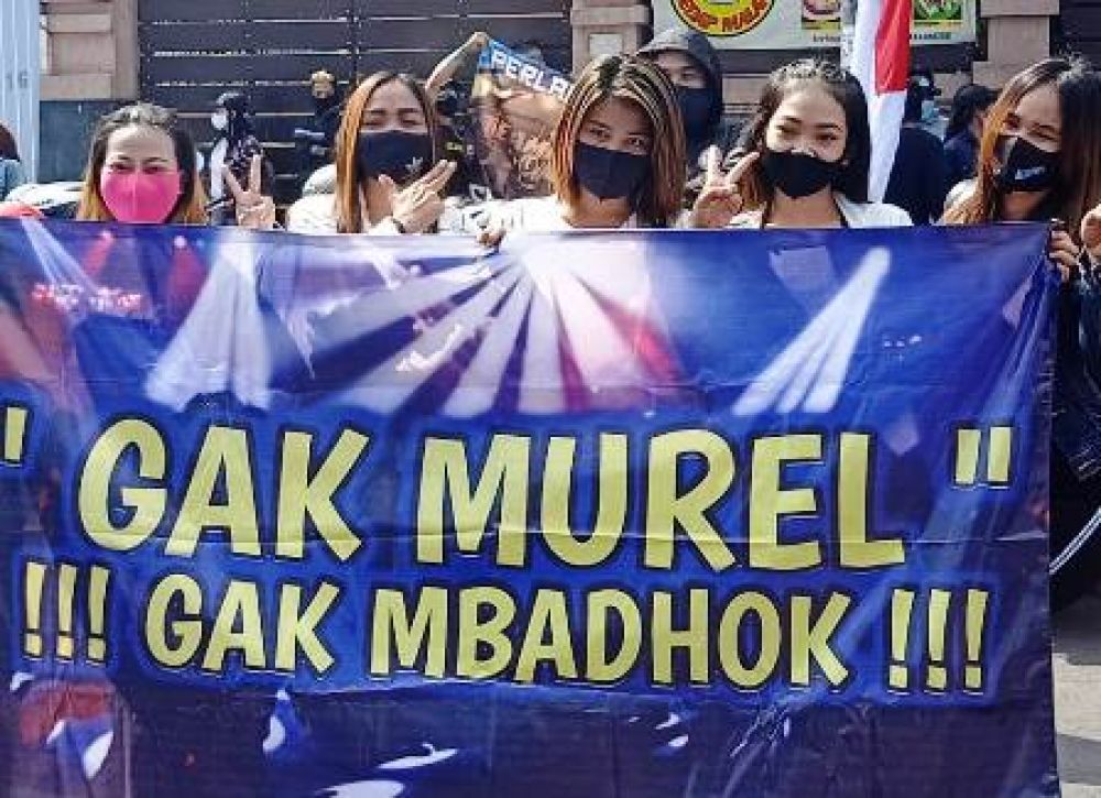 Pekerja Hiburan Malam Protes Perwali No 33