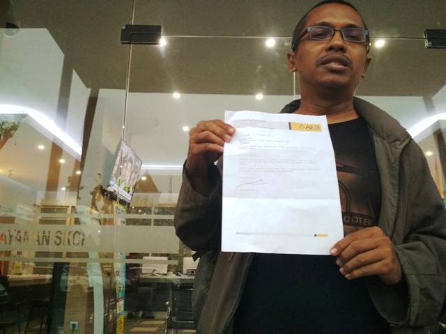  Agus Iswahjoedy, saat di SPKT Polrestabes Surabaya, Jumat (19/1/2018) sore.